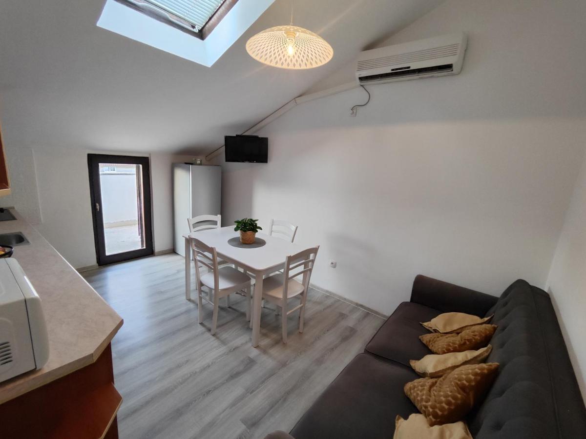 Apartments Urban פורץ מראה חיצוני תמונה